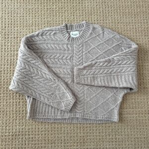 Abercrombie & Fitch Sweater